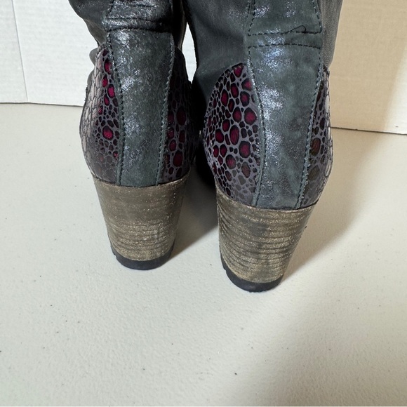 Anthropologie Felmini Black Leather Block Heel Red Detail Tall Boots Size 39 - Picture 4 of 16
